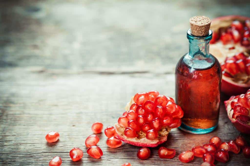 تصویر 1 از خرید و قیمت روغن هسته انار + فروش صادراتی